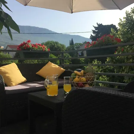 Sunflower Kaštela Exteriör bild
